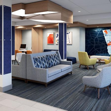 Holiday Inn Express & Suites Bronx - Nyc By Ihg New York Exterior photo